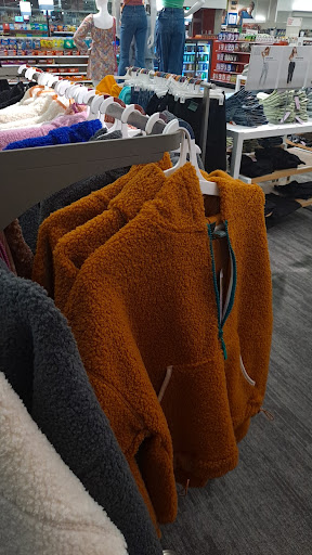 Department Store «Target», reviews and photos, 2199 MN-36, North St Paul, MN 55109, USA