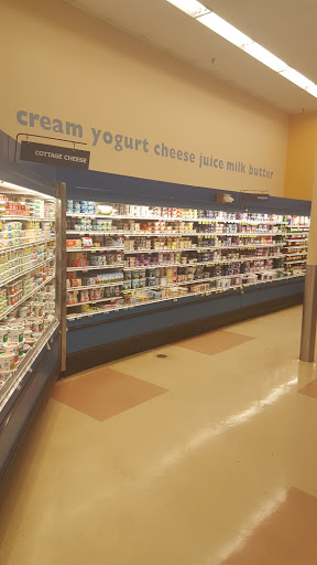 Grocery Store «Hannaford Supermarket», reviews and photos, 99 Main St, Gorham, ME 04038, USA