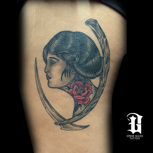 Explore hummingbird tattoo ideas, creative tattoo ideas in Addison, available at Cat Tattoo