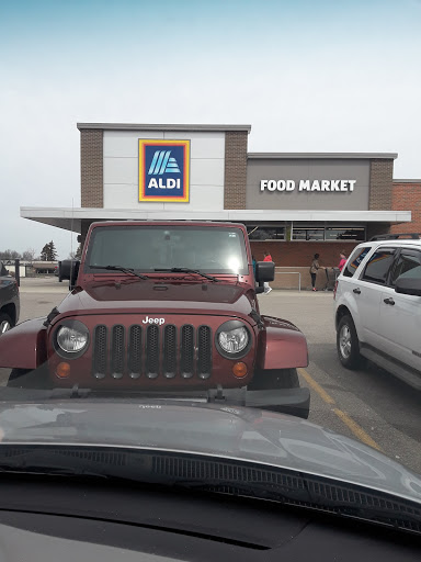 Supermarket «ALDI», reviews and photos, 174 Park Center Dr, Wadsworth, OH 44281, USA
