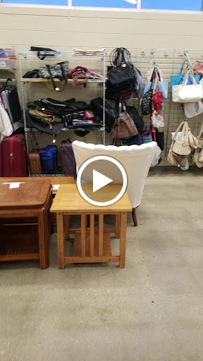 Thrift Store «Goodwill Store & Donation Center», reviews and photos, 1020 N Rohlwing Rd, Addison, IL 60101, USA