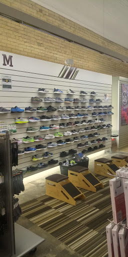 Sporting Goods Store «Gazelle Sports Holland», reviews and photos, 24 W 8th St, Holland, MI 49423, USA