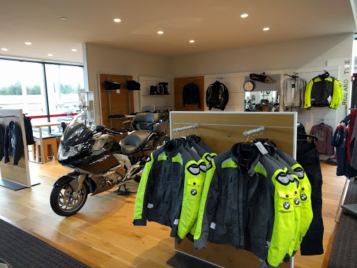 Motorcycle Dealer «Team Mancuso Powersports Southwest», reviews and photos, 7250 Southwest Fwy, Houston, TX 77074, USA