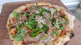Elba's Pazza Pizza