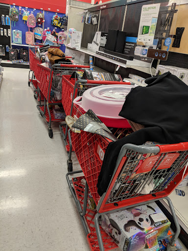 Department Store «Target», reviews and photos, 18855 N Market Pl Dr, Aurora, OH 44202, USA