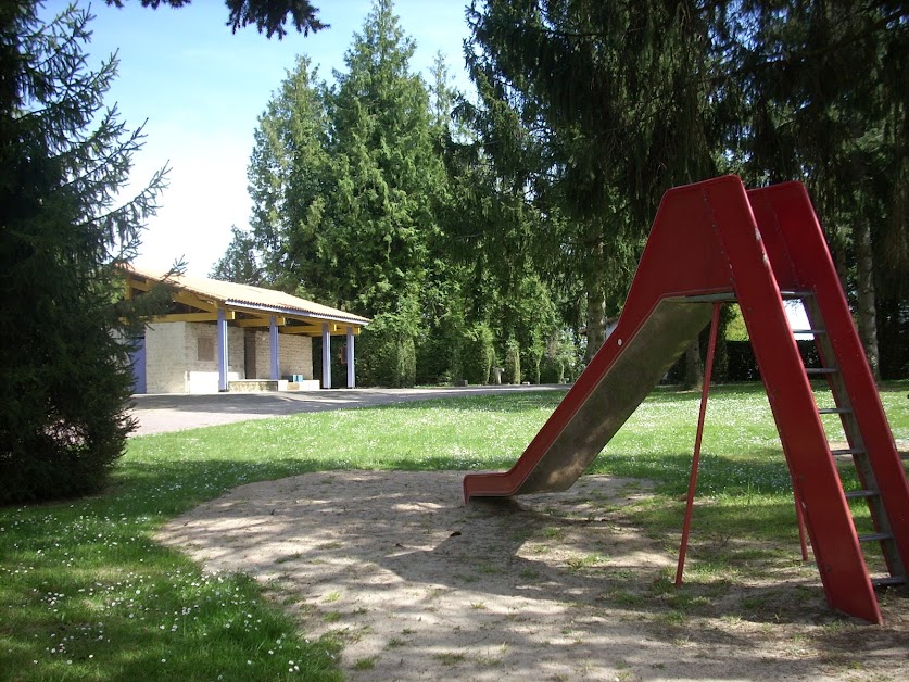 Camping du Parc ** à Coulonges-sur-l'Autize (Deux-Sèvres 79)
