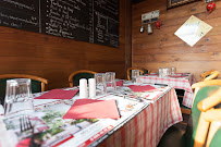 Atmosphère du Restaurant français A Ch'Carrefour Gourmand à Armentières - n°15