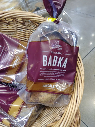 Grocery Store «Whole Foods Market», reviews and photos, 94 Derby St, Hingham, MA 02043, USA