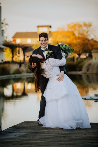 Bridal Shop «Illusion Bridal Shop», reviews and photos, 12918 Hadley St, Whittier, CA 90601, USA