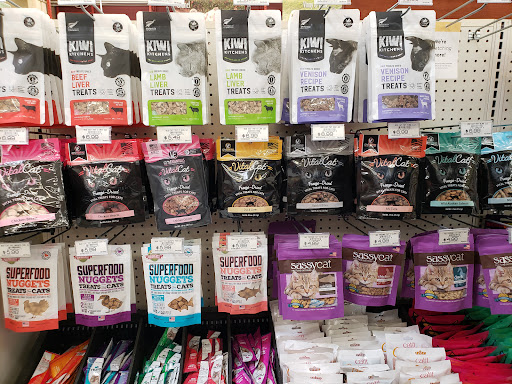 Pet Supply Store «Pet Food Express», reviews and photos, 838 Southampton Rd, Benicia, CA 94510, USA