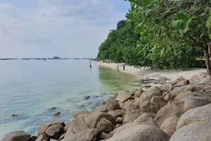 Pantai Bukit Berahu image