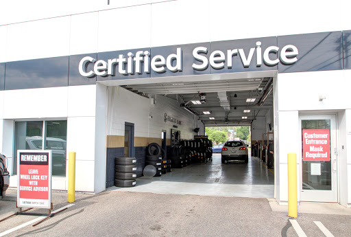 Car Dealer «Ray Laethem Buick GMC», reviews and photos, 17677 Mack Ave, Detroit, MI 48224, USA