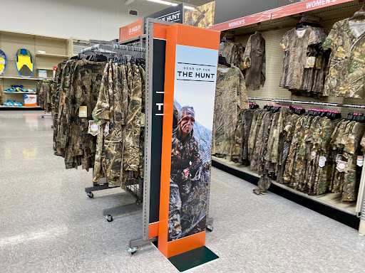 Sporting Goods Store «Academy Sports + Outdoors», reviews and photos, 550 Barnes Dr, San Marcos, TX 78666, USA