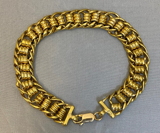 Pawn Shop «Chesapeake Square Pawn», reviews and photos, 2125 Starmount Pkwy #123, Chesapeake, VA 23321, USA