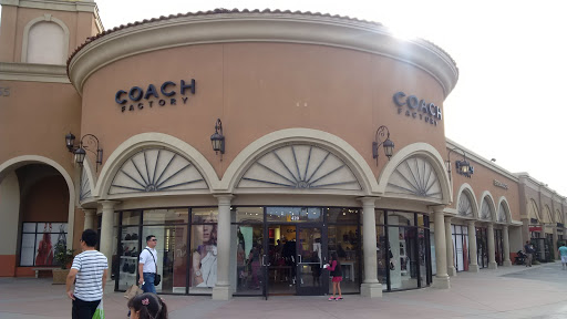 Shopping Mall «Las Americas Premium Outlets», reviews and photos, 4211 Camino De La Plaza, San Diego, CA 92173, USA
