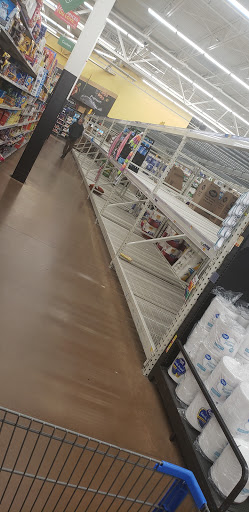 Department Store «Walmart Supercenter», reviews and photos, 200 Old Fair Grounds Way, Kilmarnock, VA 22482, USA