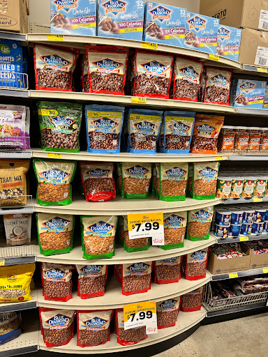 Grocery Store «Grocery Outlet Bargain Market», reviews and photos, 4628 Broadway, Allentown, PA 18104, USA