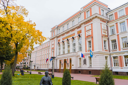 Institut Puti, Stroitel'stva I Sooruzheniy Rossiyskogo Universiteta Transporta