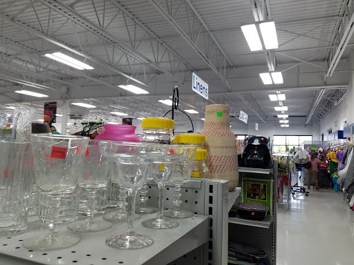 Thrift Store «Goodwill Retail Store of Lake St. Louis», reviews and photos, 913 Robert Raymond Dr, Lake St Louis, MO 63367, USA