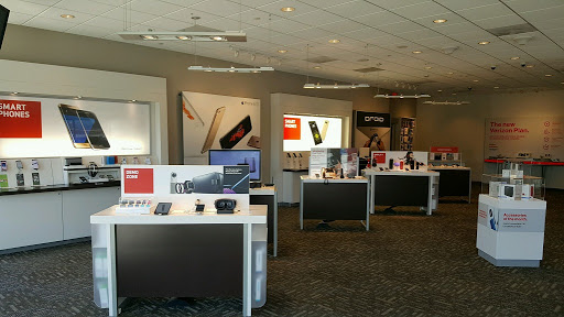 Cell Phone Store «Verizon», reviews and photos, 1189 Admiral Callaghan Ln, Vallejo, CA 94591, USA