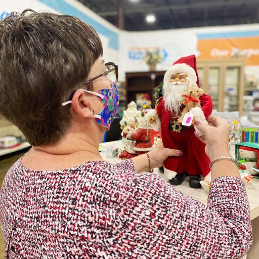 Thrift Store «Missions Thrift Store», reviews and photos, 2721 E Millbrook Rd, Raleigh, NC 27604, USA