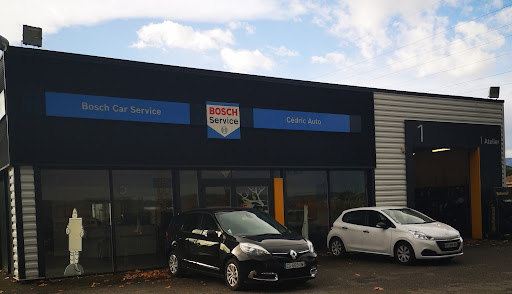 Photo 1 - Mc Auto - Carrosserie - Mécanique - Vente et Location de véhicules