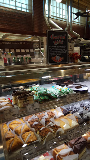 Grocery Store «Nugget Markets», reviews and photos, 1414 E Covell Blvd, Davis, CA 95616, USA