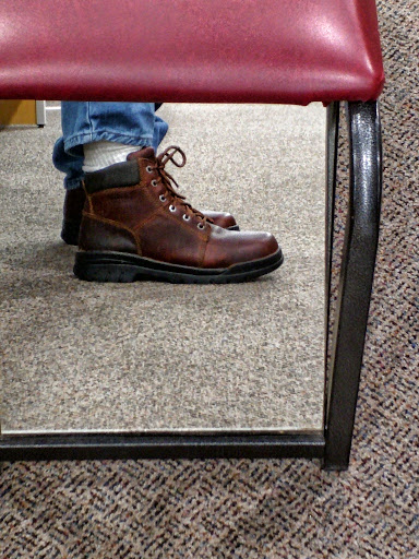 Shoe Store «DSW Designer Shoe Warehouse», reviews and photos, 427 Crossroads Blvd, Cary, NC 27518, USA