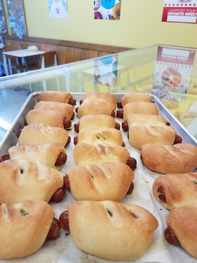 Donut Shop «Star Donuts», reviews and photos, 2179 W Green Oaks Blvd, Arlington, TX 76013, USA