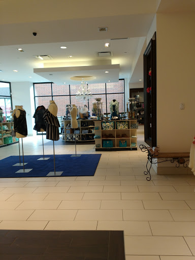 Shopping Mall «The Shops at West End», reviews and photos, 1621 West End Blvd, St Louis Park, MN 55416, USA