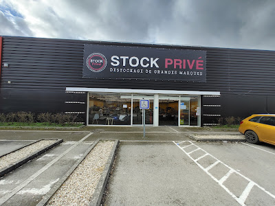 Stock prive à Joigny