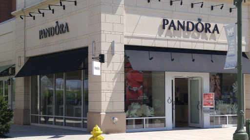 Jewelry Store «PANDORA The Greene Towne Center», reviews and photos, 74 Magnolia Ln, Beavercreek, OH 45440, USA