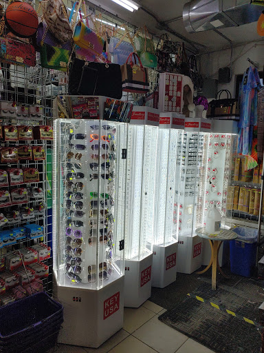 Beauty Supply Store «Howard Beauty Supply», reviews and photos, 1123 Howard St, Evanston, IL 60202, USA