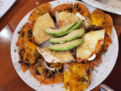 Hamburger Restaurant «Peppers At Uptown», reviews and photos, 4620 N 10th St, McAllen, TX 78504, USA