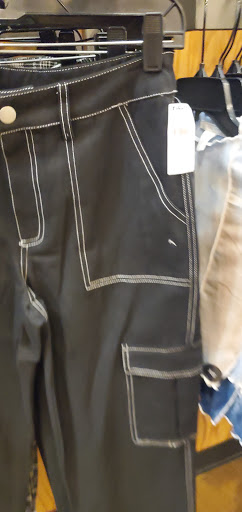 Clothing Store «Tillys», reviews and photos, 21001 North Tatum Boulevard, Phoenix, AZ 85050, USA