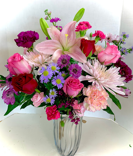 Florist «The Petal Pusher Floral Design», reviews and photos, 6 Elizabeth St, Derby, CT 06418, USA