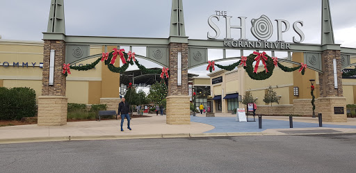 Outlet Mall «The Outlet Shops of Grand River», reviews and photos, 6200 Grand River Pkwy, Leeds, AL 35094, USA