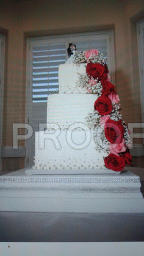 Wedding Bakery «Gourmet Desserts & Wedding Cakes», reviews and photos, 110 S Church St, Visalia, CA 93291, USA