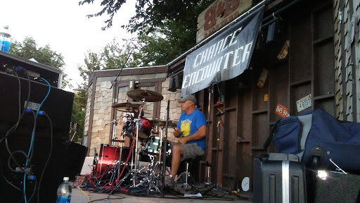 Live Music Venue «B&B Backyard», reviews and photos, 2134 N Kansas Ave, Topeka, KS 66608, USA