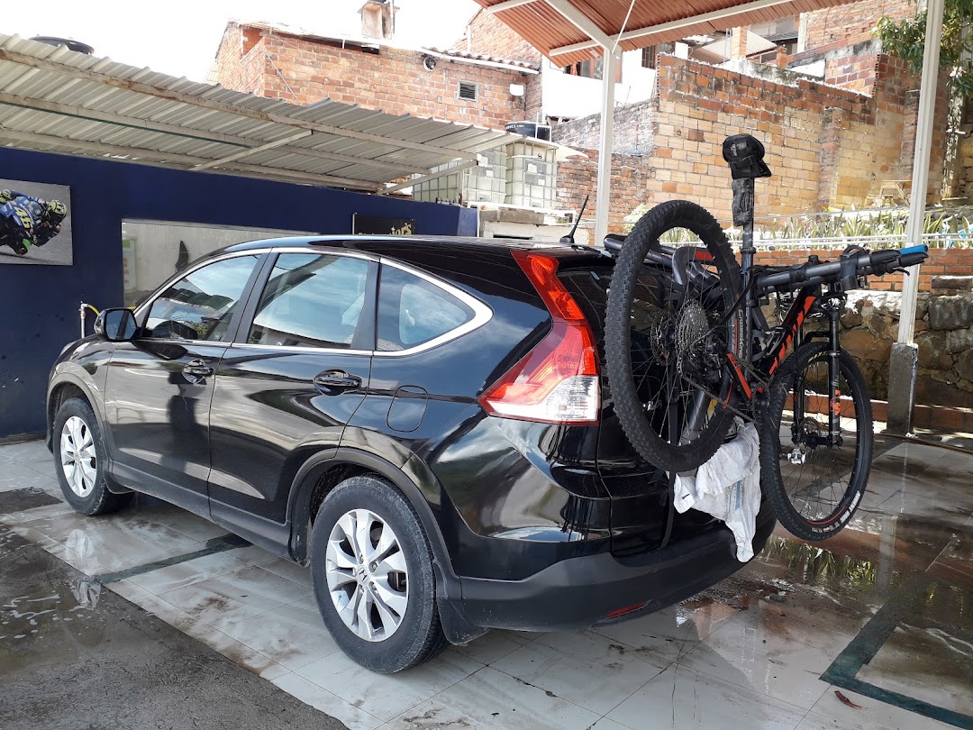 Mr. Dany & Co. AUTOLAVADO