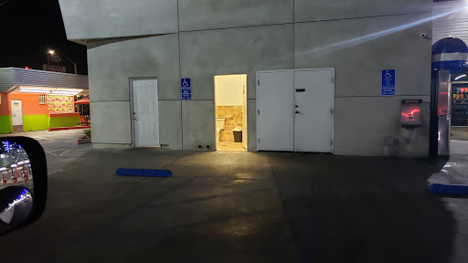 Car Wash «South Gate Car Wash», reviews and photos, 3900 Firestone Blvd, South Gate, CA 90280, USA