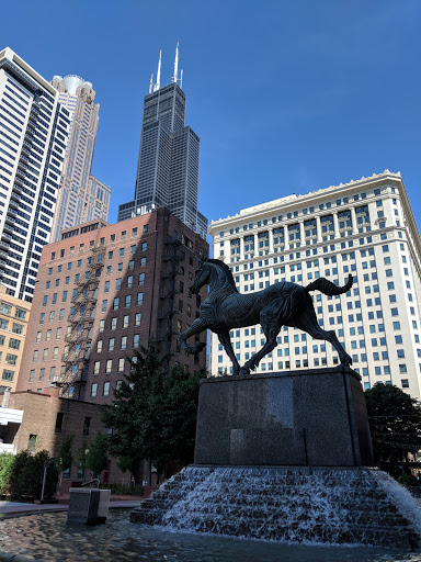 The Horse, 150 W Congress Pkwy, Chicago, IL 60605