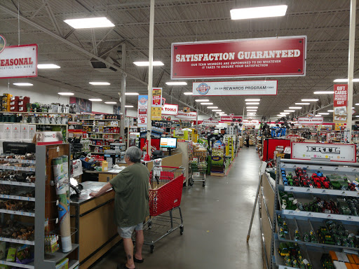 Home Improvement Store «Tractor Supply Co.», reviews and photos, 27400 Tomball Pkwy, Tomball, TX 77375, USA