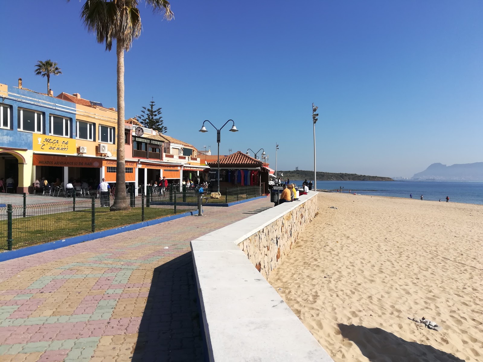 Playa de Getares的照片 带有长直海岸