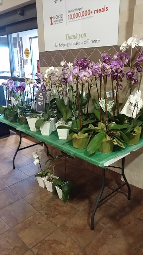 Grocery Store «The Fresh Market», reviews and photos, 223 Greenville Hwy, Hendersonville, NC 28792, USA