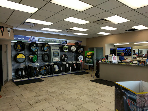 Tire Shop «Modern Tire & Auto Service», reviews and photos, 3455 Berlin Turnpike, Newington, CT 06111, USA