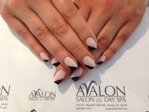 Beauty Salon «Avalon Salon and Day Spa», reviews and photos, 7155 W Pleasant Valley Rd, Parma, OH 44129, USA