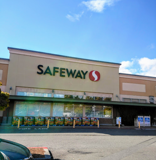 Grocery Store «Safeway», reviews and photos, 21401 Pacific Hwy S, Des Moines, WA 98198, USA