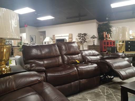 Outlet Store «Rooms To Go Outlet Furniture Store - Norcross», reviews and photos, 6288 Dawson Blvd, Norcross, GA 30093, USA