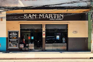 San Martin - Restaurante image